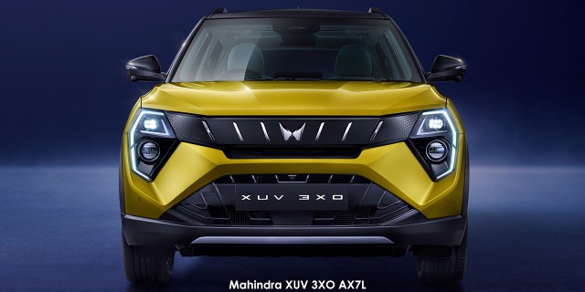 MAHINDRA XUV3X0 1.2T AX7L A/T - 1 