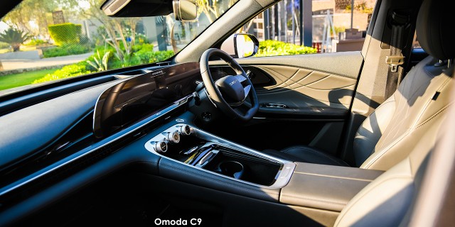 OMODA C9 2.0T EXPLORE AWD - 5 